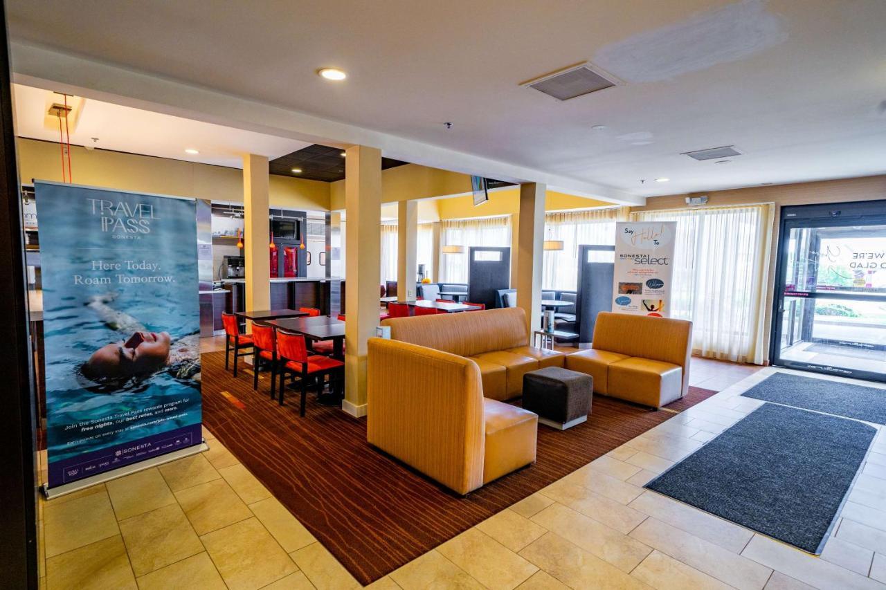 Iowa Inn Bettendorf Quad Cities Εξωτερικό φωτογραφία